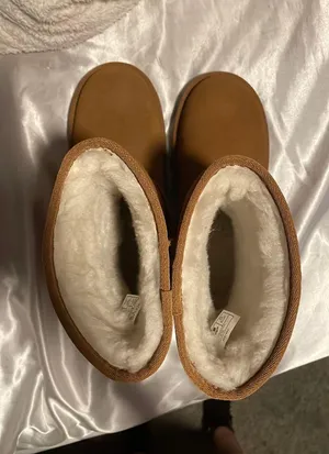 Koolaburra by Ugg Boots thumbnail 3