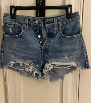 Levi’s 501 Jean Shorts thumbnail 1