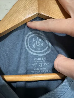 Life Is Good "Happy Camper" Graphic T-Shirt Blue XS thumbnail 3