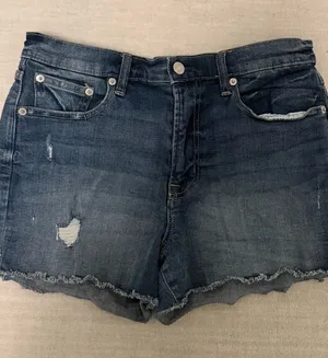 GAP 3” Denim Shorts thumbnail 1