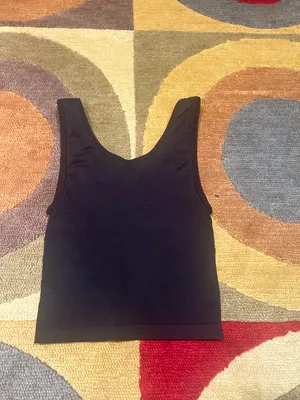 Aritzia Sunday Best Black Basic Seamless Crop Tank Top Size Small thumbnail 3