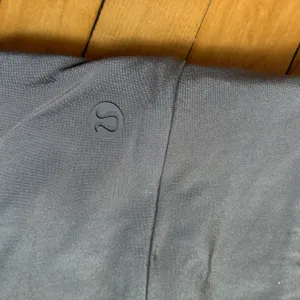 Lululemon Reversible High-Waisted Bikini Bottom 8 Grey Pink Womens Crossover thumbnail 3