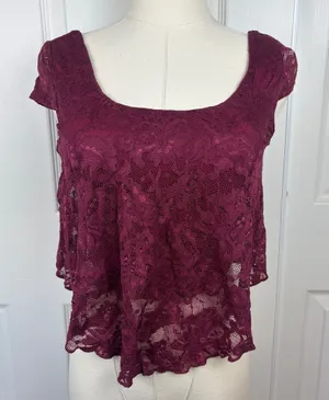 Charlotte Russe burgundy lace top thumbnail 1