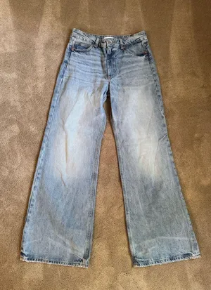 ZARA Baggy Jeans thumbnail 1