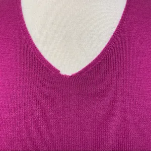 Saint James Raspberry Pink 100% Wool V Neck Sweater Size 6 thumbnail 8