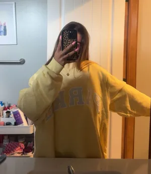 banana cream parke mockneck size l/xl thumbnail 1