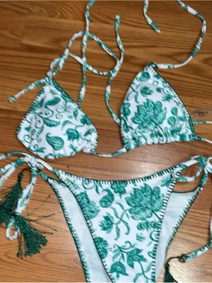 White & Green Floral Tie thumbnail 3