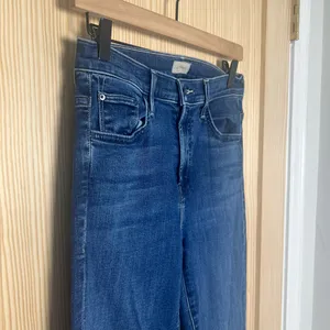 MOTHER- The Insider Ankle Jeans Heirloom Size 27 thumbnail 3