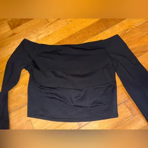 garage off the shoulder open back long sleeve top thumbnail 4