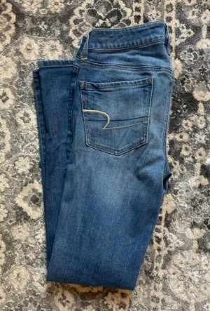 American Eagle Jeans thumbnail 2