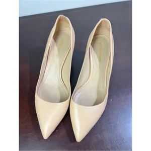 Nicholas Kirkwood‎ Sculptural Block Heel Pumps Nude Leather Office Shoes Size 37 thumbnail 2