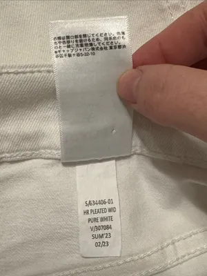 Banana Republic Factory Relaxed Hi-Rise Pleated Wide-Leg Jeans Pure White sz 31 thumbnail 11