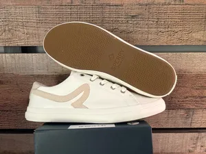 Women’s neutral Sperry thumbnail 3