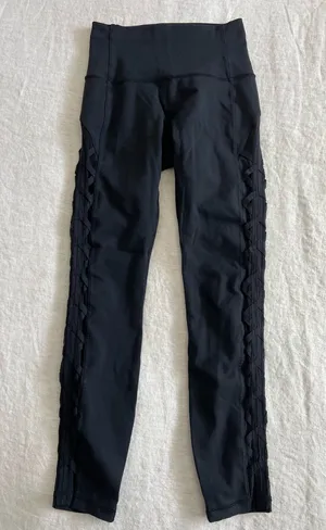 Lululemon Mesh Criss Cross 25” Leggings thumbnail 2