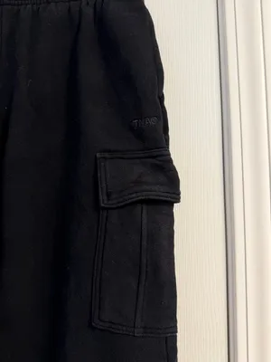 Aritzia TNA Cozy Sweatfleece Mega Cargo™ Sweatpant in black Size XS thumbnail 3