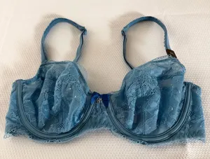 Victoria's Secret Bra thumbnail 1