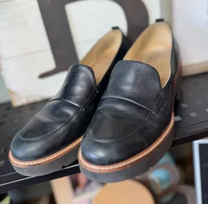 Naturalizer Darry Black Leather Platform Loafers Size 10M thumbnail 1
