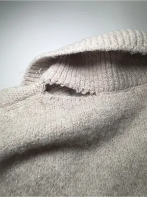 NWOT WAYF Cardigan Sweater Womens M Cream Short Sleeve Button Front READ Repair thumbnail 6
