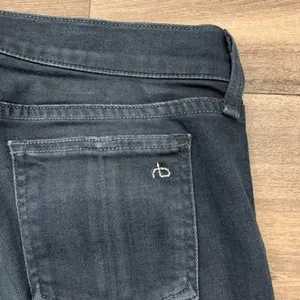 Rag & Bone Capri denim jeans. Size: 27. Raw edge at the bottom. thumbnail 5