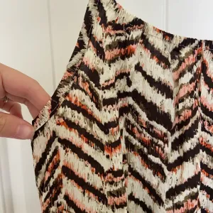 YJ‎ Collection women’s patterned jumpsuit — medium Brown thumbnail 7