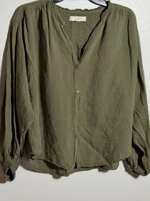 LOFT‎ Women Olive Green Button-Front Balloon Sleeve Blouse Flowy Ruffle size M thumbnail 3