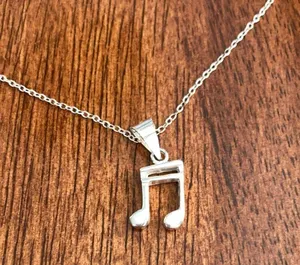 NEW Charming Charlie Musical Note Silver Choker Pendant Necklace NWOT thumbnail 2