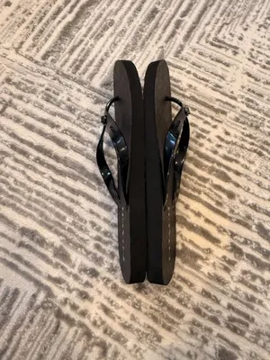 NEW Coach women's size 10 (40) black Abbigal turn-lock flip flops thumbnail 7