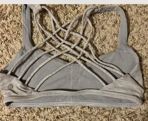 Lululemon grey and white sports bra With Padding Size 8 thumbnail 2