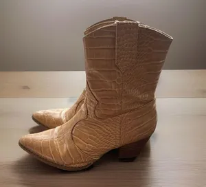COCONUTS by Matisse Bambi Crocodile Pointed Toe Zippered Cowboy Booties Womens 8 thumbnail 5