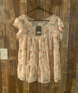 Love University NWT women's short sleeve blouse thumbnail 1