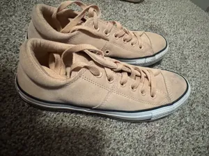 Women’s Converse thumbnail 3