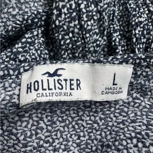 Hollister Babydoll Top Blue‎ Ditsy Floral V-Neck Y2K Coquette thumbnail 4