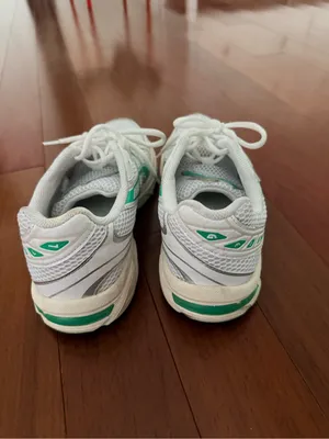 ASICS Gel 1130 Sneaker size W9/M7.5 thumbnail 5
