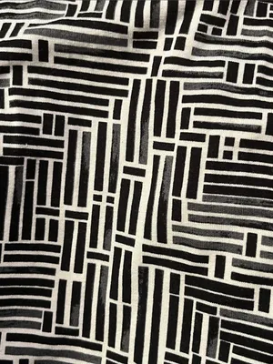 Black & White Geometric Wrap Dress - Women thumbnail 12
