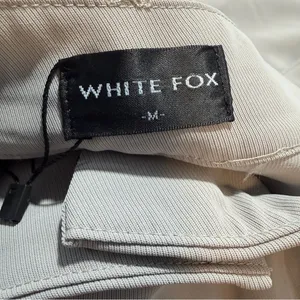 White Fox Its A Given Pants M NWT Gray Mid Rise Wide Leg Pleated Trousers thumbnail 6