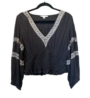 American Eagle Women’s Bohemian Crepe Fabric Smocked Peasant Blouse Size Medium thumbnail 1