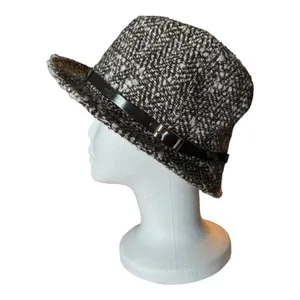 Banana Republic WOOL TWEED FEDORA with belt around the crown size M/L thumbnail 2