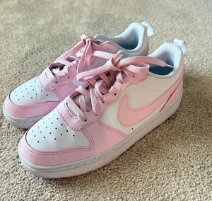 Nike Jordan light pink dunks thumbnail 1