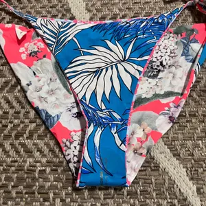 Maaji Side Tie Bikini Bottom Sz Large thumbnail 6