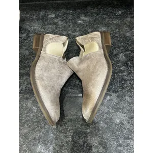 Clarks Collection Camzin Maple Low Boots Bootie Size 10 Booties Metallic Gold thumbnail 4