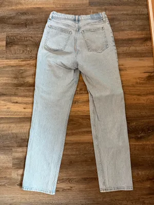Abercrombie 90s Straight Ultra High-Rise thumbnail 4