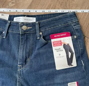 Signature by Levi Strauss NEW Mid-rise Bootcut jean Simply Stretch Women’s sz 6M thumbnail 10