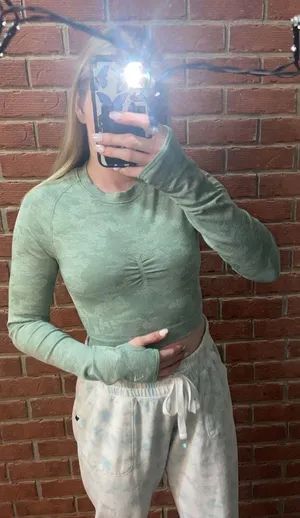 Gymshark Camo Long Sleeve Crop Top thumbnail 1