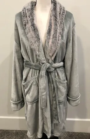 Baroque Robe thumbnail 2