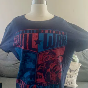 Marvel Captain America Civil War T-Shirt thumbnail 2