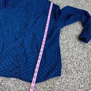 5/$30 🎈 Maurices women’s medium chambray‎ button down blouse thumbnail 6
