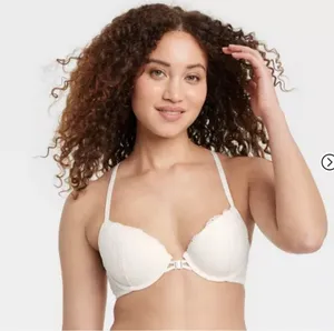 Auden bra thumbnail 1