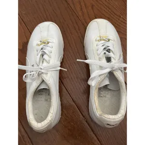 Puma Roma Women's White Leather‎ Sneakers Shoes Size 6 US 36 EU thumbnail 2