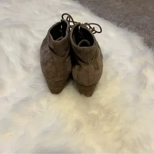 Dr Scholls women suede‎ ankle Boots sz 9 with tassels thumbnail 2