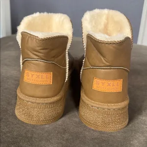 Women’s Mini Platform Ankle Boots Faux Fur Lined Size 7 (EU38) NEW thumbnail 4